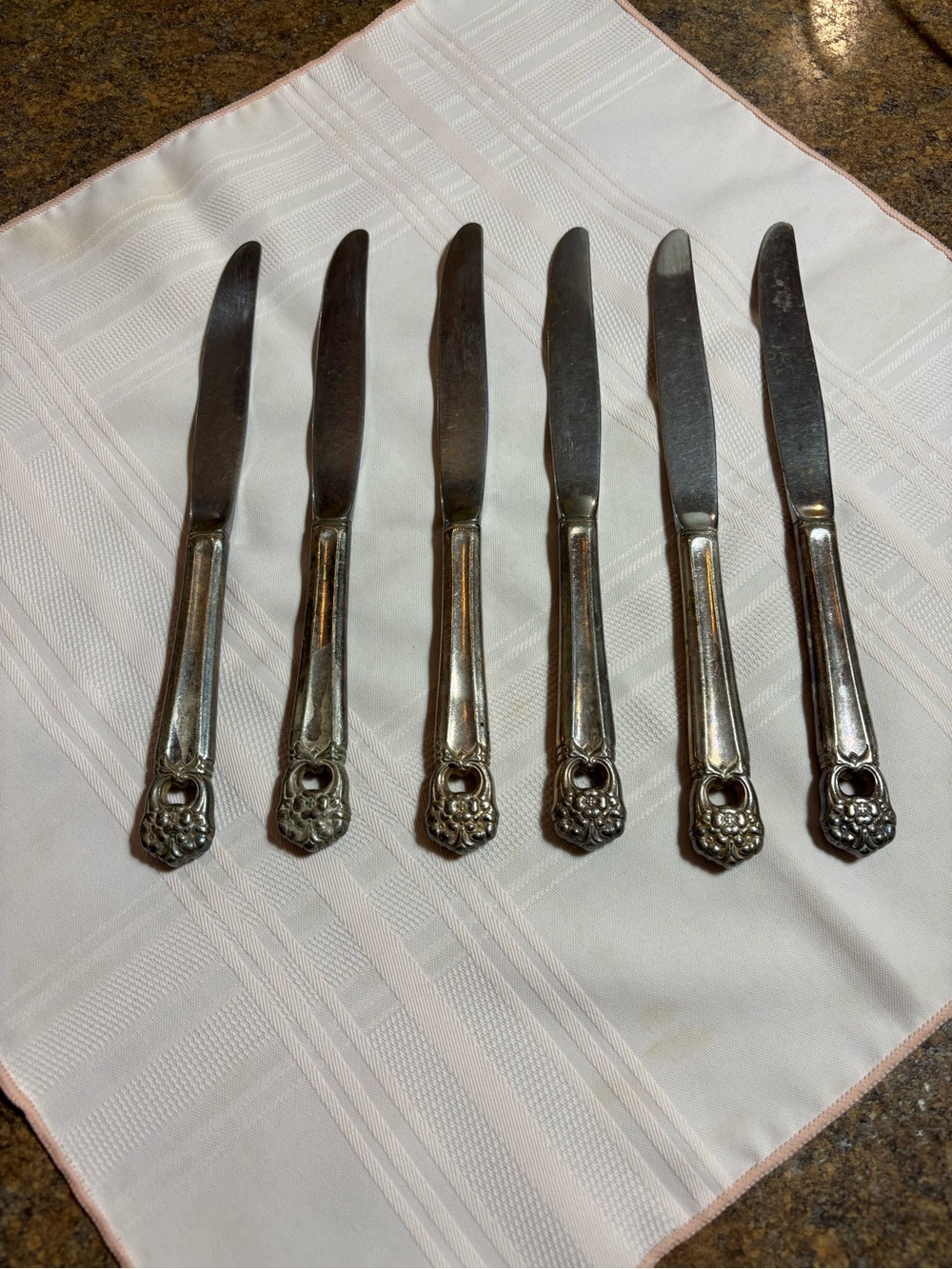 Set of 6 Dinner Knives by 1847 Roger’s Bros. Made in 1941 Eternally Yours